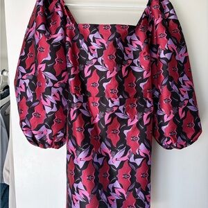 Chic Long Sleeve Floral Dress in Pink and Black